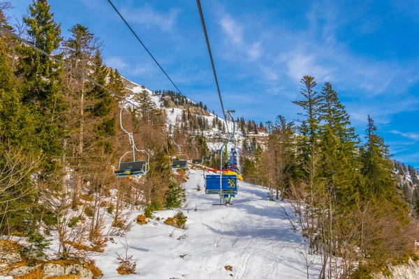 Lift Brengt Skiërs Naar Top Van Bad Aussee Skigebied Austri — Stockfoto