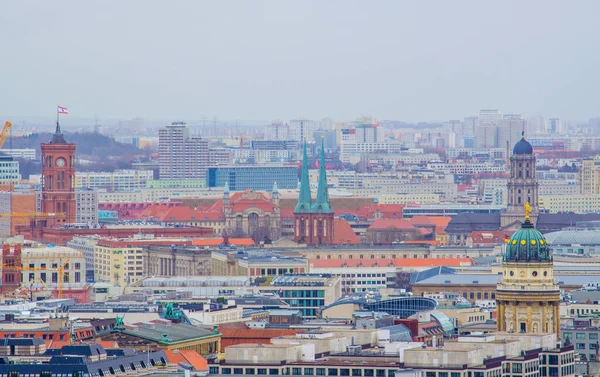 Vista Aérea Berlin Com Monumentos Famosos Como Prefeitura Vermelha Igrejas — Fotografia de Stock