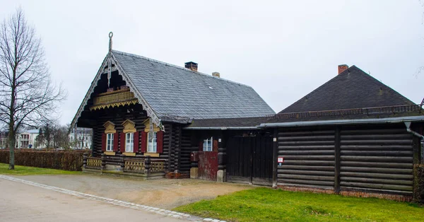 Typical Wooden Decorated House Russian Colony Alexandrowka German City Potsdam — Fotografia de Stock