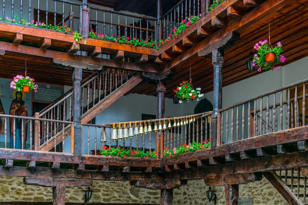 View Wooden Arcade Residential Part Troyan Monastery Bulgaria — Foto de Stock