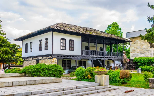 İspanya 'daki Truva Müzesi yeniden inşa edilmiş geleneksel bir evde yer almaktadır.