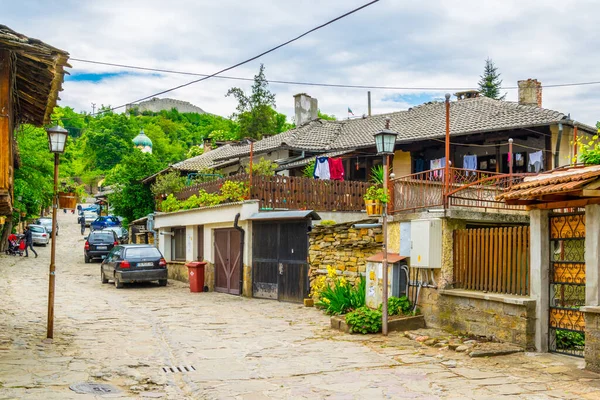 Eski Lovech kasabasında bulunan geleneksel Bulgar evleri