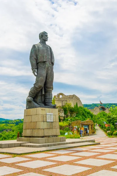 İspanya 'nın Lovech şehrinde bulunan ulusal kahraman Vasil Levski anıtı
