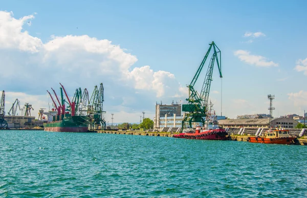 Blick Auf Den Industriellen Teil Des Hafens Von Varna Bulgarien — Stockfoto