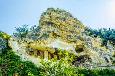 Bulgari, Rousse yakınlarındaki Basarbovo Kaya Manastırı