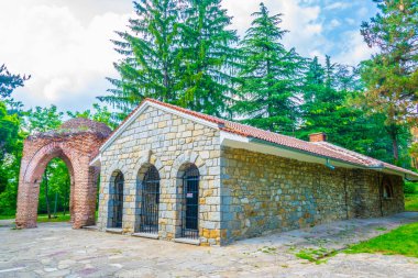 Bulgari, Kazanlak 'ta antik bir Trakya mezarı manzarası