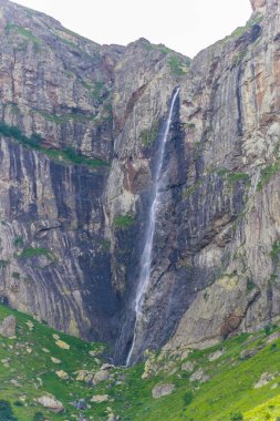 Raisko Praskalo Şelalesi Balkanlar 'ın orta kesimindeki Bulgari Milli Parkı' nda.