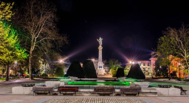 Ruse, Bulgaristan - Özgürlük Anıtı çevresinde 1909 İtalyan heykeltıraş arnoldo zocchi tarafından yaptırılmıştır