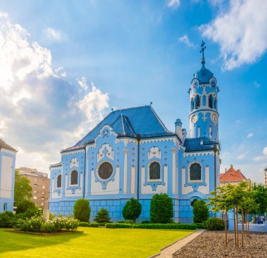 Bratislava, Slovakya 'nın simgelerinden biri olan Aziz Elizabeth Macaristan Kilisesi.