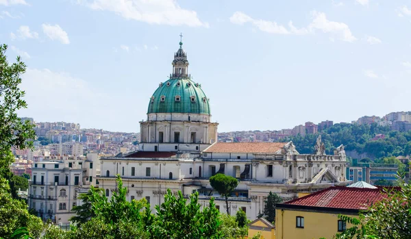 Madre del buon consiglio Kilisesi 'nin hava manzarası.