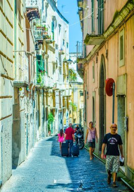 İtalyan Adası procida onun renkli marina, küçük dar sokakları ve hep birlikte turistlerin Napoli - napoli her yıl kalabalığından çekmek birçok plajlar.