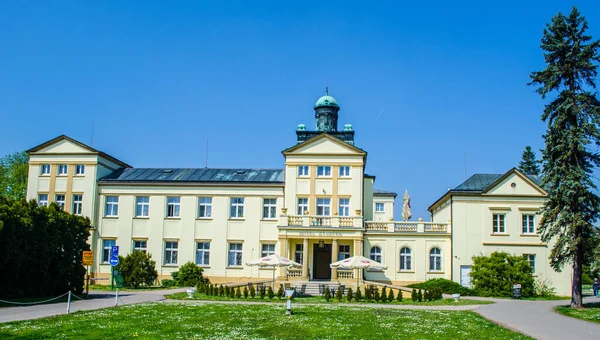 Ansicht Eines Historischen Gebäudes Der Tschechischen Stadt Podebrady — Stockfoto