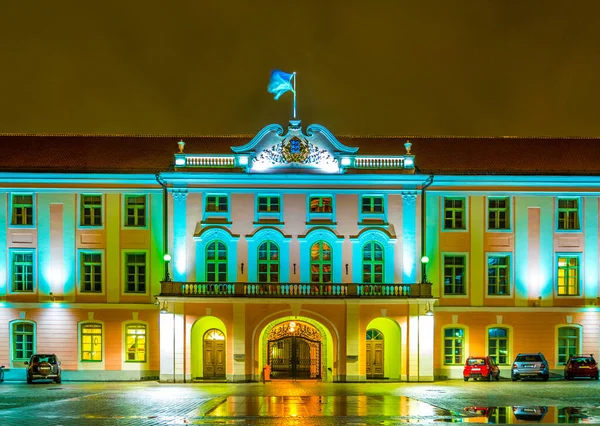Toompea kalesinin gece manzarası, Tallinn, Estonya