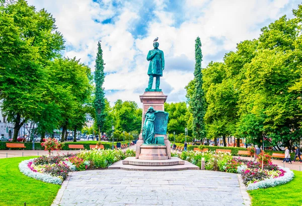 Statue Runeberg National Poet Finland Esplanadi Park Avenue Helsinki Finland — Zdjęcie stockowe