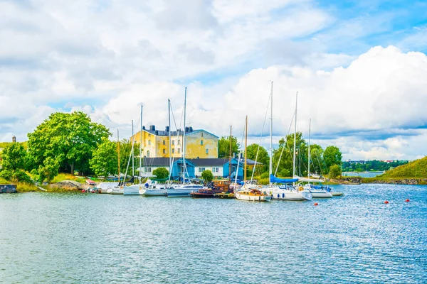 Finlandiya 'daki Suomenlinna limanı
