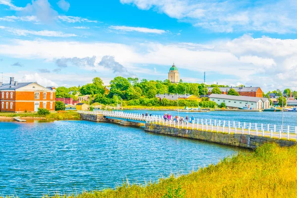 Finlandiya 'daki suomenlinna takımadasını birbirine bağlayan köprü manzarası