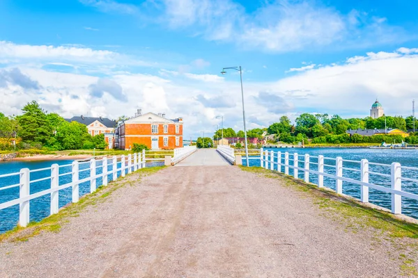 Vista Uma Ponte Que Liga Ilha Arquipélago Suomenlinna Finlândia — Fotografia de Stock