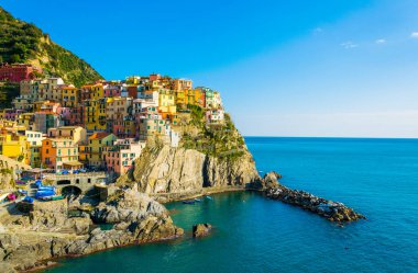 İtalya 'nın Cinque Terre bölgesindeki Manarola köyü.