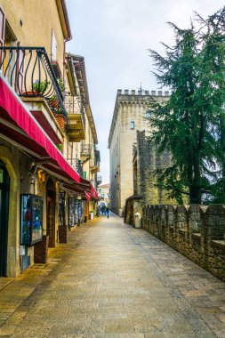 San Marino 'nun tarihi merkezinde Piazza della liberta Meydanı