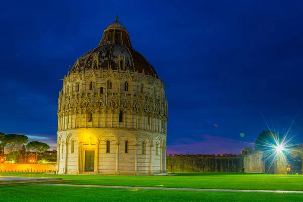 Pisa Talya Daki Piazza Die Mucizoli Meydanı Ndaki Aziz John — Stok fotoğraf