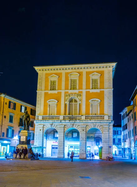 Vista Noturna Piazza Garibaldi Pisa — Fotografia de Stock