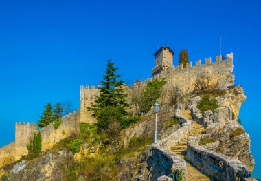 San Marino Birinci Kulesi manzaralı Guaita 