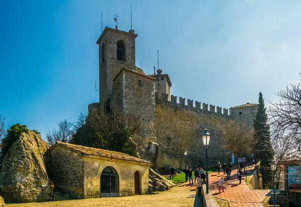 San Marino Birinci Kulesi manzaralı Guaita 