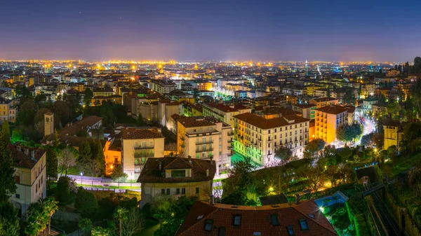 Ночной Вид Воздуха Итальянский Город Бергамо — стоковое фото