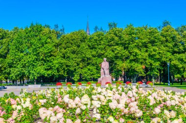 Janis Rainis Anıtı - Letonyalı şair ve yazar, Esplanade Park, Riga, Latvi