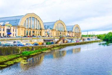 Eski zeplin hangarlarının görüntüsü Riga pazarına dönüştürüldü - Rigas Centraltirgu