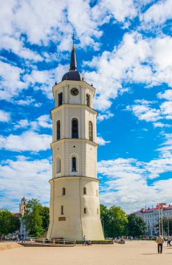 Litvanya, Vilnius katedralinin çan kulesi.