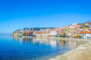 Eski şehir merkezi, farklı mimari ve Samuel Kalesi 'nden dolayı Unesco Dünya Mirasları Listesi' ne ait olan Macedonia 'nın Ohrid Kasabası' nın tarihsel kısmı - fyrom.