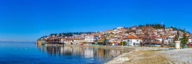 Eski şehir merkezi, farklı mimari ve Samuel Kalesi 'nden dolayı Unesco Dünya Mirasları Listesi' ne ait olan Macedonia 'nın Ohrid Kasabası' nın tarihsel kısmı - fyrom.