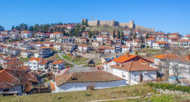 St. Bogorodica Perivlepta Kilisesi 'nden Samuel Kalesi' nin havadan görünüşü