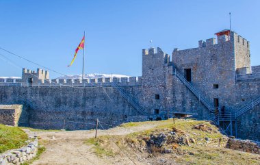 Çar Samuel 'in kalesi bugünlerde harabe halinde. Ohrid Gölü ve Ohrid Şehri 'nin Unesco Dünya Mirası' na dahil edilmesini sağlayan dış tahkimattır.