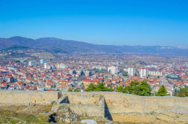 Çar Samuel 'in kalesi bugünlerde harabe halinde. Ohrid Gölü ve Ohrid Şehri 'nin Unesco Dünya Mirası' na dahil edilmesini sağlayan dış tahkimattır.