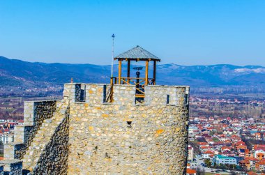Çar Samuel 'in kalesi bugünlerde harabe halinde. Ohrid Gölü ve Ohrid Şehri 'nin Unesco Dünya Mirası' na dahil edilmesini sağlayan dış tahkimattır.