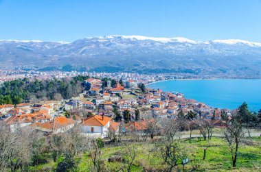  Macaristan 'daki Unesco Dünya Mirası Şehri' nin havadan görünüşü. Çar Samuel Kalesi 'nin tepesinden alınan fyrom..