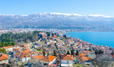  Macaristan 'daki Unesco Dünya Mirası Şehri' nin havadan görünüşü. Çar Samuel Kalesi 'nin tepesinden alınan fyrom..