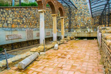 Makedonya 'nın Ohri kentindeki Ana antik tapınağının yıkılması