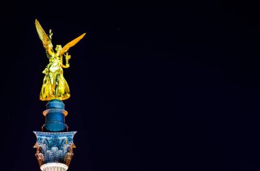 Bavyera 'daki Münih' te, barış meleği Friedensengel.