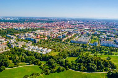 olympiaturm (Olimpiyat kule) Münih hava manzara. Münih, Bavyera, Almanya
