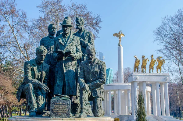 Macedonian City Skopje Full Statues Reminding History Country — Stock Photo, Image