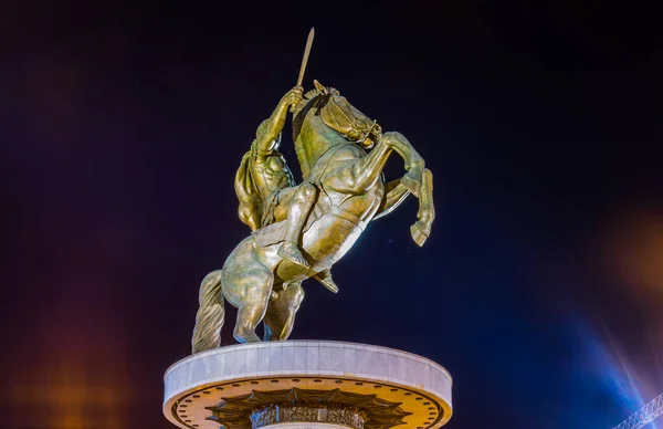 Нічний Вид Статую Олександра Великого Скоп — стокове фото