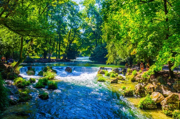 View Creek English Garden Munich Bayern Germany — Stockfoto