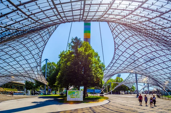 进入奥林匹克公园体育场的入口 慕尼黑的奥林匹克公园是为1972年夏季奥运会而建造的 — 图库照片