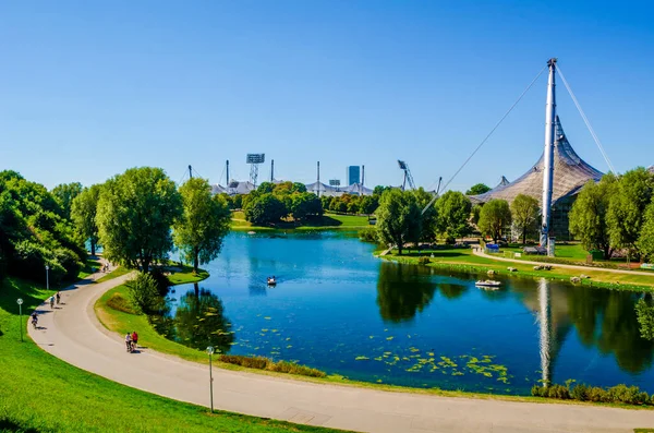 Münih, Almanya 'da bulunan Olimpiyat Parkı, 1972 Yaz Olimpiyatları için inşa edilmiştir.