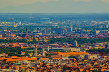 olympiaturm (Olimpiyat kule) Münih hava manzara. Münih, Bavyera, Almanya