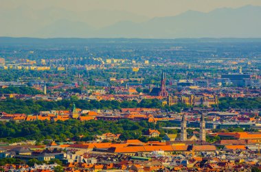 olympiaturm (Olimpiyat kule) Münih hava manzara. Münih, Bavyera, Almanya