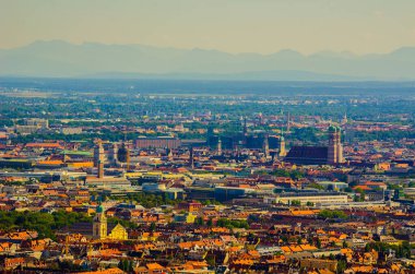 olympiaturm (Olimpiyat kule) Münih hava manzara. Münih, Bavyera, Almanya